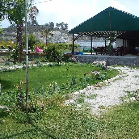 Alojamento de Turismo Rural Yesil Bahce Bungalow - Ahsap Evler *