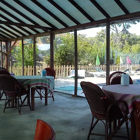 Yesil Bahce Bungalow - Ahsap Evler Bauernhof *