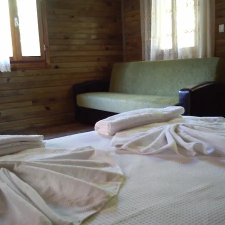 Yesil Bahce Bungalow - Ahsap Evler *